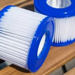 EINEMGELD Bestway 58323 Lay-Z-Spa Cartouche Filtrante Taille VI Standard : Lot De 6 X 2. Standard: 6 X Twin Pack (12 Filters) Blanc Et Bleu 7 EINEMGELD Bestway 58323 Lay-Z-Spa Cartouche Filtrante Taille VI Standard : Lot De 6 X 2. Standard: 6 X Twin Pack (12 Filters) Blanc Et Bleu -Pompe et filtre de piscine Soldes 59434152 3